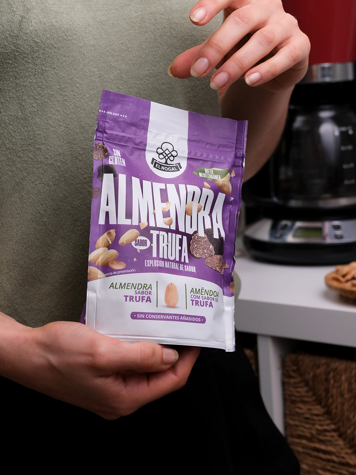 Almendra comuna a la trufa doypack 100g