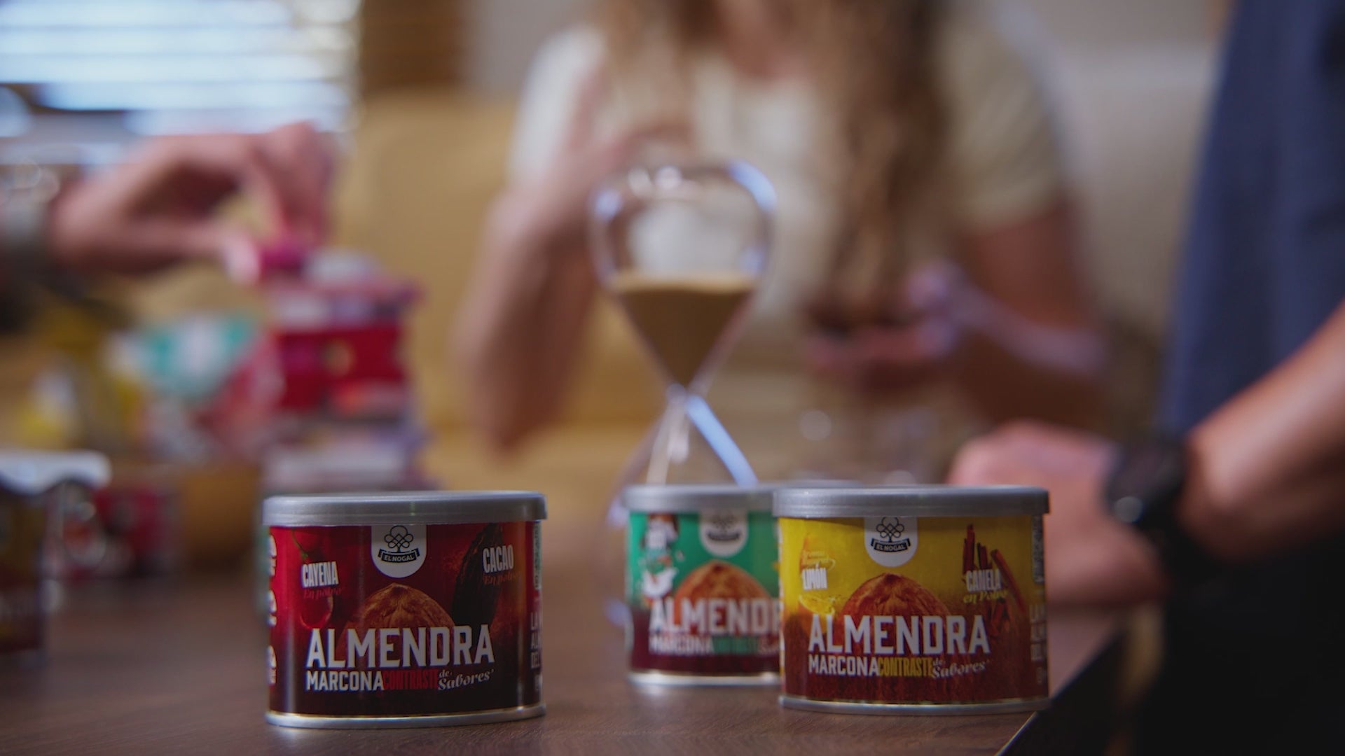Almendra marcona con canela y limón lata  100g