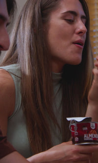 Almendra marcona con cayena y cacao lata  100g